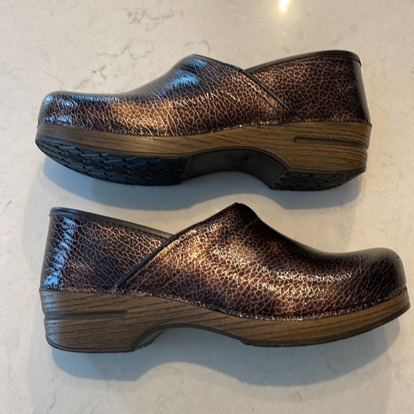 Nursing clogs - Picture 4 of 6